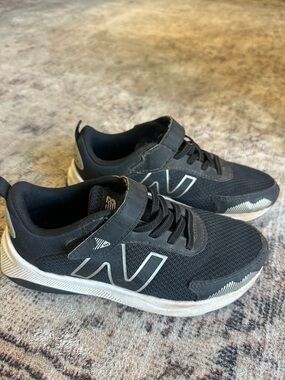 Kids New Balance Black Athletic Sneakers with White Sole - Velcro Closure